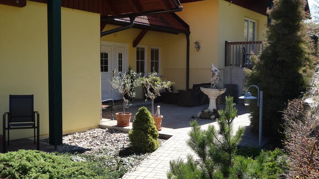 Pension Dreiländerblick Bad Gleichenberg Exterior foto
